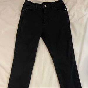 Black Straight Leg Skinny Jeans